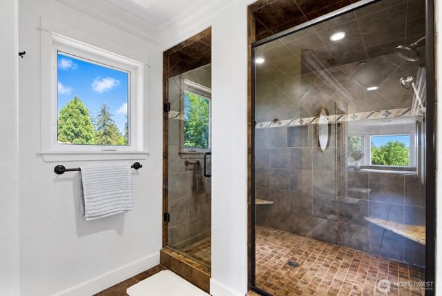 11022 SE 61st Place, Bellevue, WA 98006