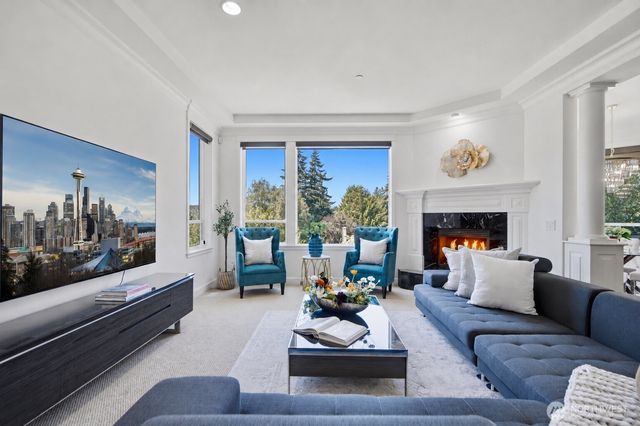 11022 SE 61st Place, Bellevue, WA 98006