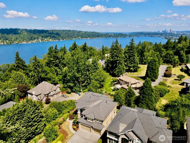 11022 SE 61st Place, Bellevue, WA 98006