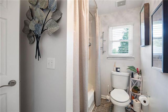 9396 Woodlawn Drive, Douglasville, GA 30135