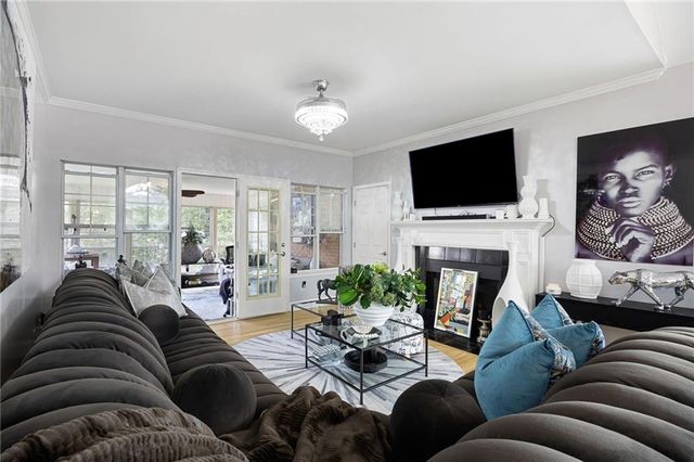 9396 Woodlawn Drive, Douglasville, GA 30135