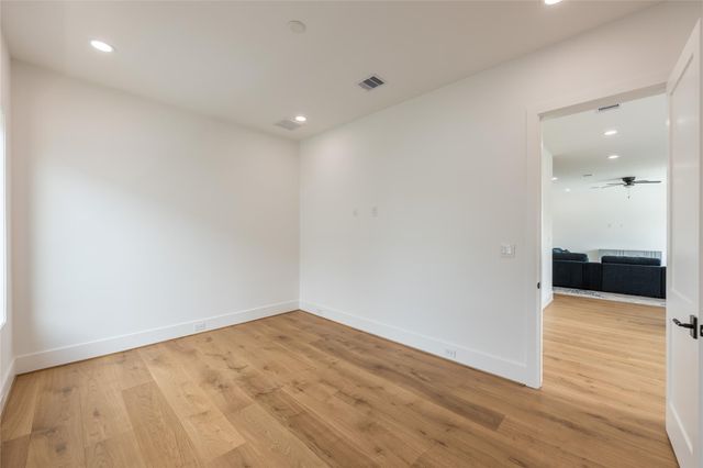 7006 Schiller Street, Houston, TX 77055