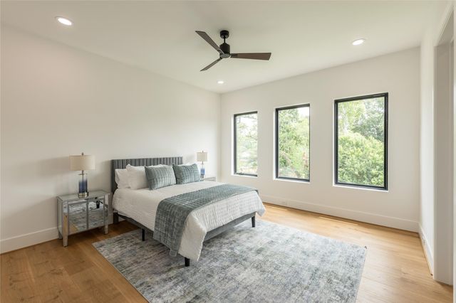 7006 Schiller Street, Houston, TX 77055