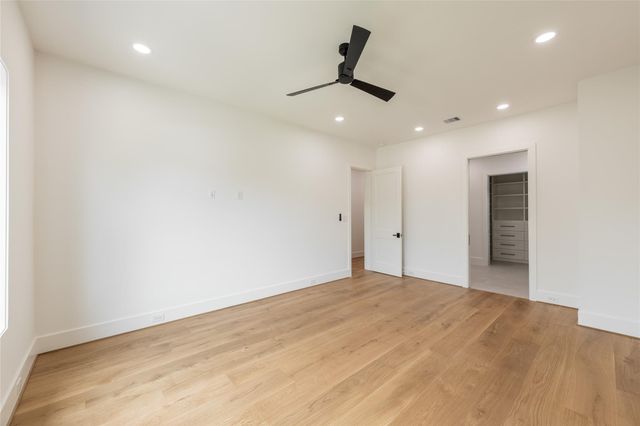 7006 Schiller Street, Houston, TX 77055
