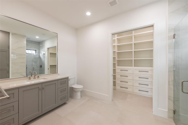 7006 Schiller Street, Houston, TX 77055