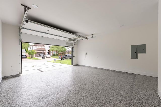 7006 Schiller Street, Houston, TX 77055