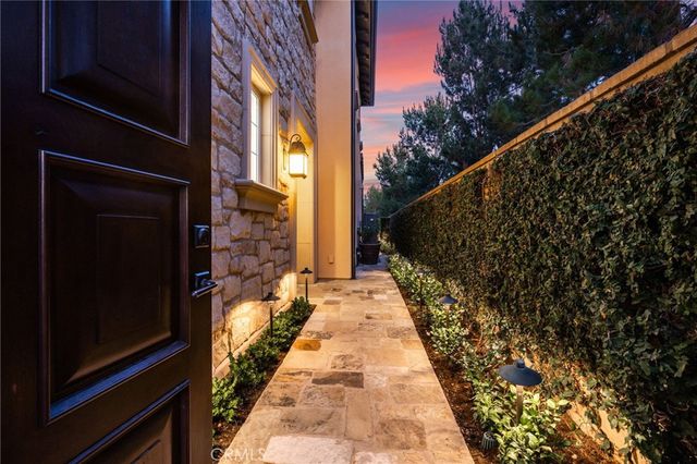 60 Copper Mine, Irvine, CA 92602