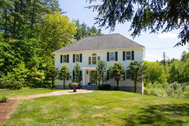 15 Kelso Drive, Bow, NH 03304