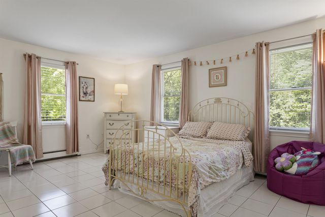 15 Kelso Drive, Bow, NH 03304