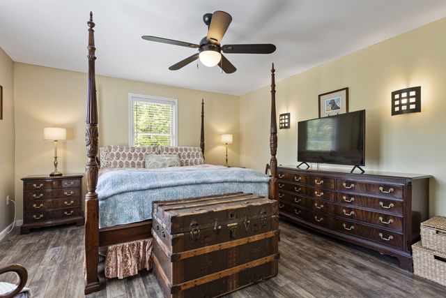 15 Kelso Drive, Bow, NH 03304