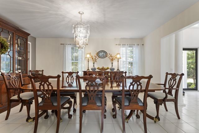 15 Kelso Drive, Bow, NH 03304