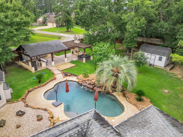 12414 Hawkin Court, Magnolia, TX 77354