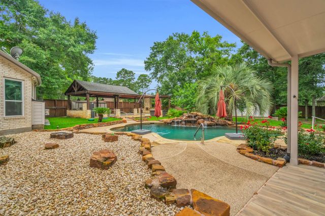 12414 Hawkin Court, Magnolia, TX 77354