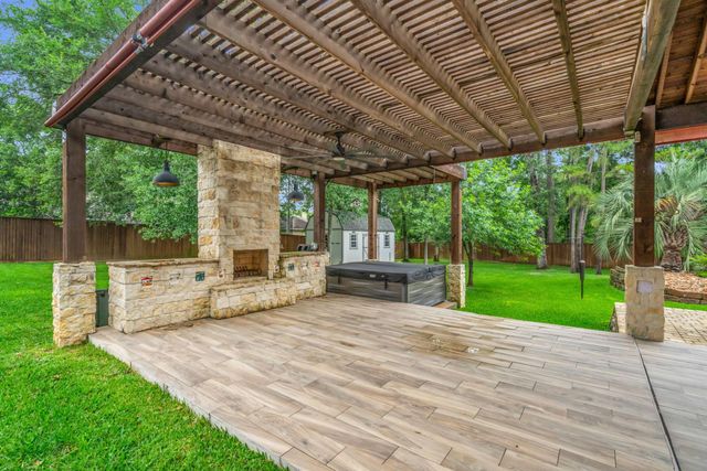 12414 Hawkin Court, Magnolia, TX 77354
