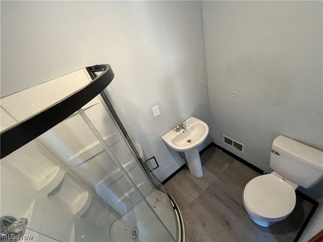 1216 Erie Street, East Liverpool, OH 43920