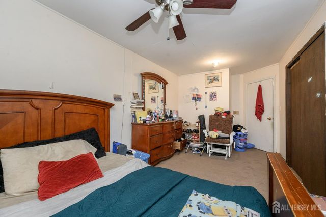 1 Ovington Avenue, Edison, NJ 08817