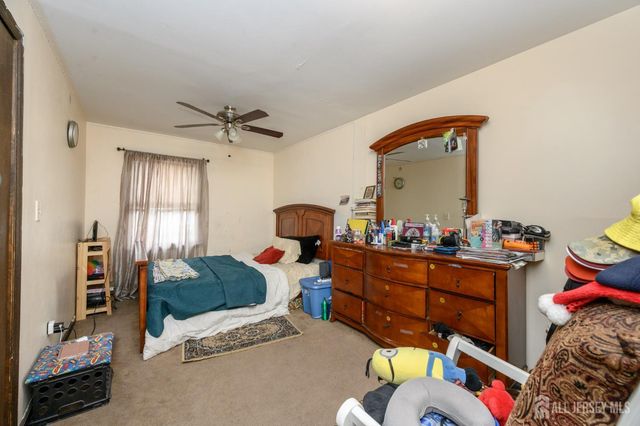 1 Ovington Avenue, Edison, NJ 08817