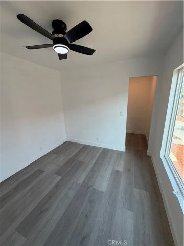 4706 8th Avenue, Los Angeles, CA 90043