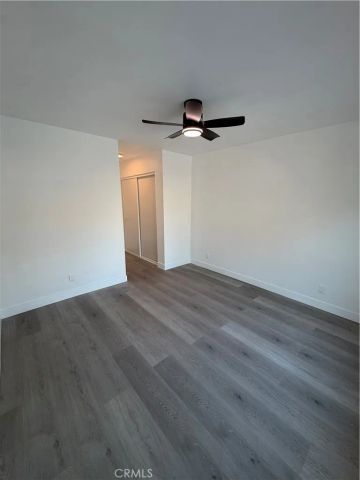 4706 8th Avenue, Los Angeles, CA 90043