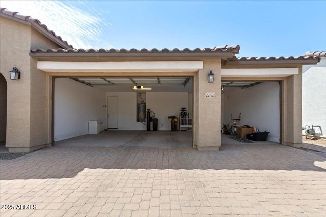 22521 E TWILIGHT Drive, Queen Creek, AZ 85142