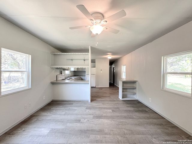 1139 Hidden Fawn, Canyon Lake, TX 78133