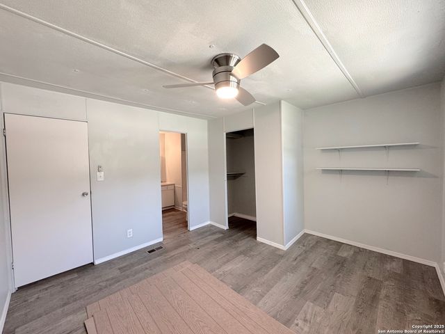 1139 Hidden Fawn, Canyon Lake, TX 78133