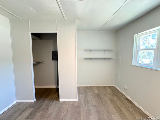 1139 Hidden Fawn, Canyon Lake, TX 78133