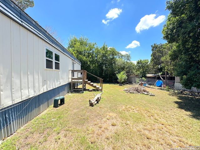 1139 Hidden Fawn, Canyon Lake, TX 78133