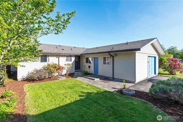 18390 E State Rt 3, Allyn, WA 98524
