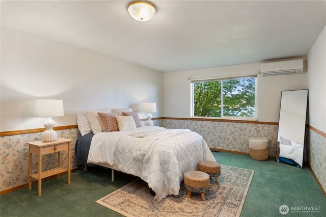 18390 E State Rt 3, Allyn, WA 98524