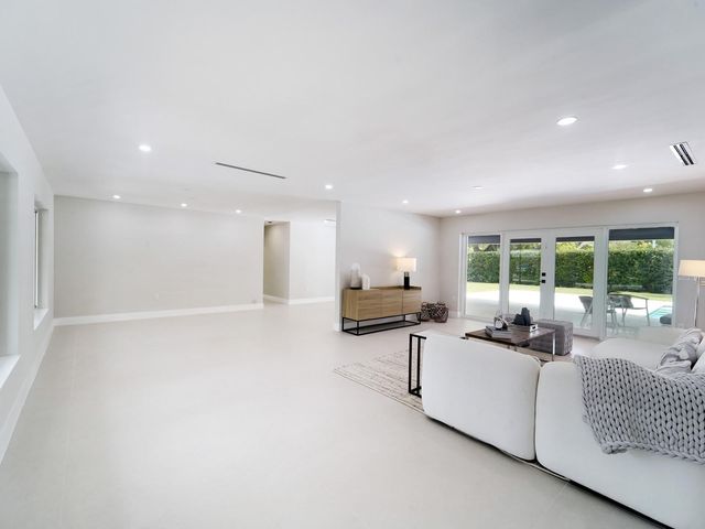 12305 SW 73rd Avenue, Pinecrest, FL 33156