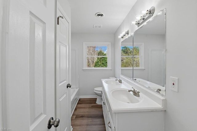 119 Gawain DR, Newport News, VA 23602