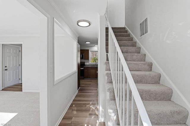 119 Gawain DR, Newport News, VA 23602