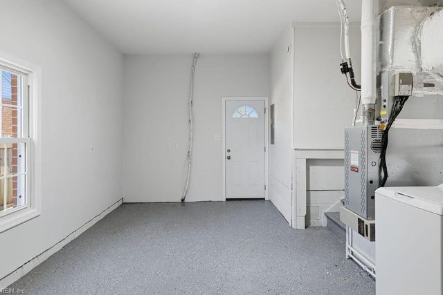 119 Gawain DR, Newport News, VA 23602