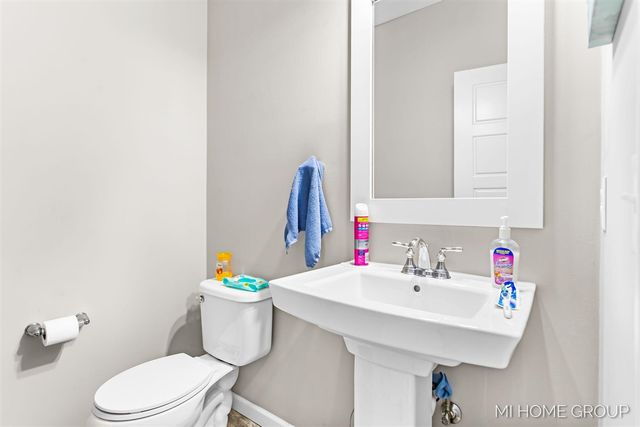 9265 Windward Drive, West Olive, MI 49460