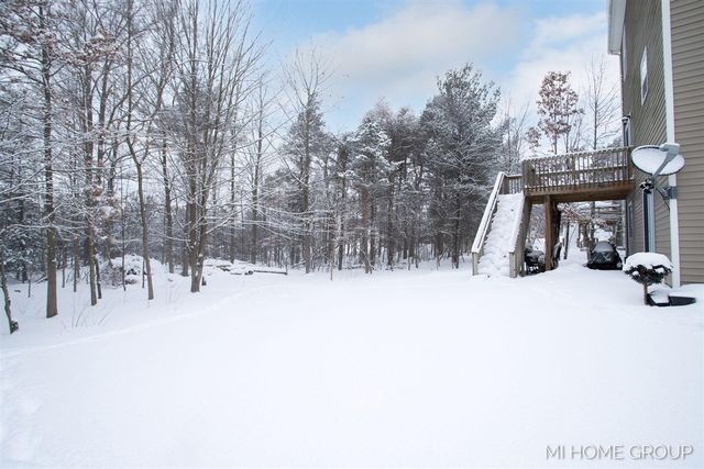 9265 Windward Drive, West Olive, MI 49460