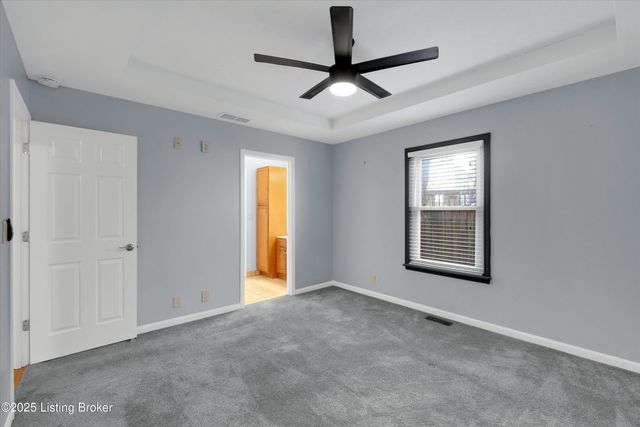 8811 Astrid Ave, Louisville, KY 40228