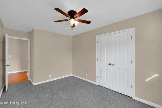 8811 Astrid Ave, Louisville, KY 40228