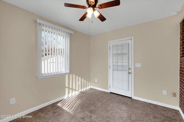 8811 Astrid Ave, Louisville, KY 40228