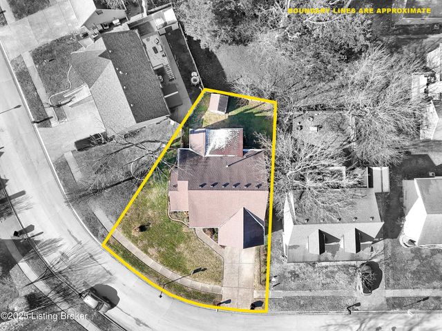 8811 Astrid Ave, Louisville, KY 40228