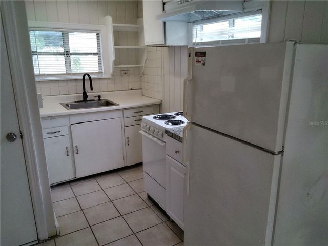 2609 4TH STREET S 2, St Petersburg, FL 33705