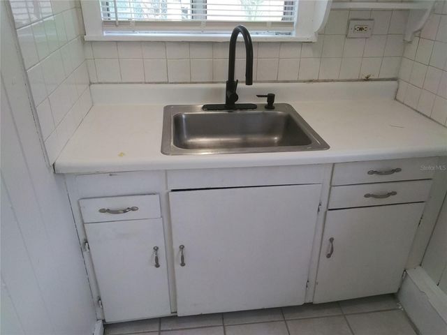 2609 4TH STREET S 2, St Petersburg, FL 33705