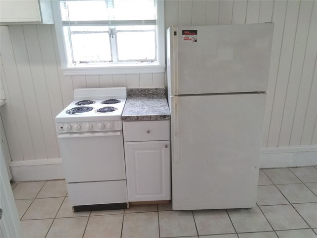 2609 4TH STREET S 2, St Petersburg, FL 33705