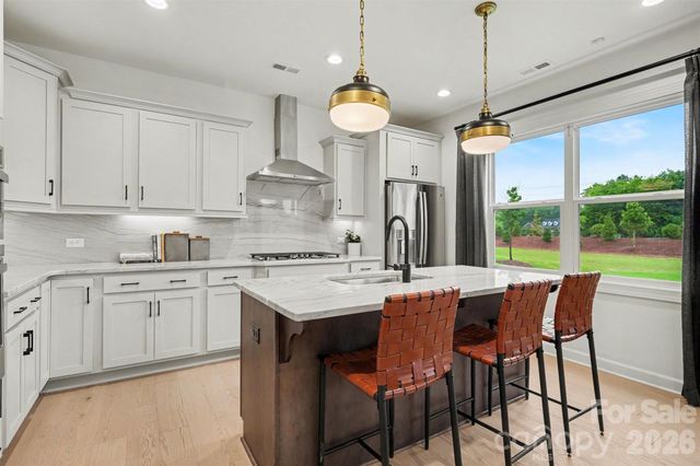 3808 Dahlia Drive, Harrisburg, NC 28075