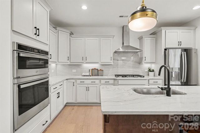 3808 Dahlia Drive, Harrisburg, NC 28075