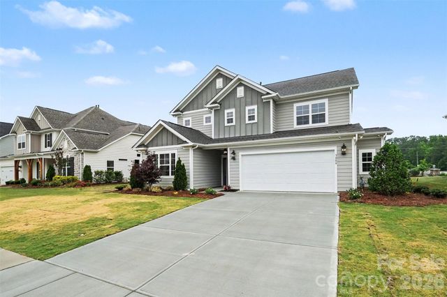 3808 Dahlia Drive, Harrisburg, NC 28075