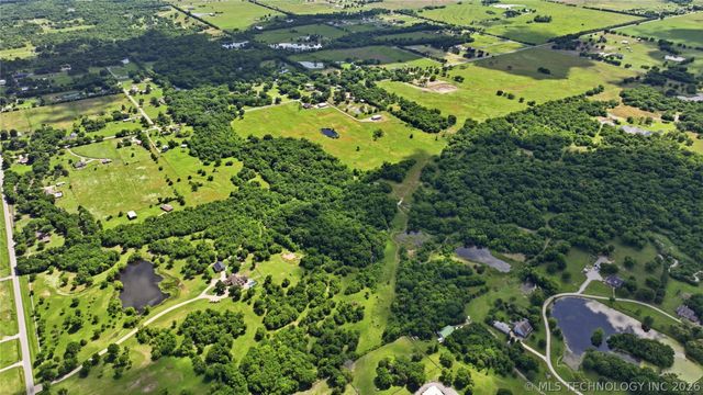 4203 E 191st Street S, Bixby, OK 74008