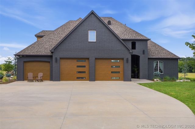 4203 E 191st Street S, Bixby, OK 74008