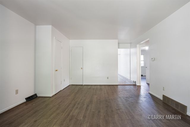 944 Lancashire Court, Grand Rapids, MI 49508