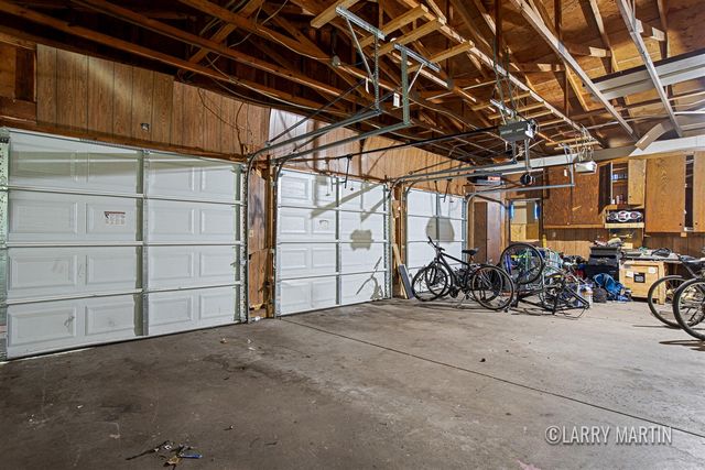 944 Lancashire Court, Grand Rapids, MI 49508